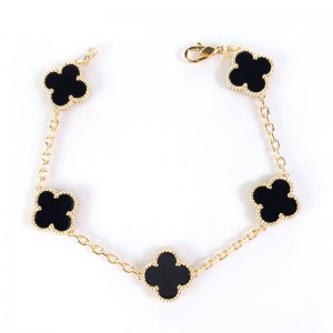 Natural Black Onyx 15mm Big Clover Bracelet