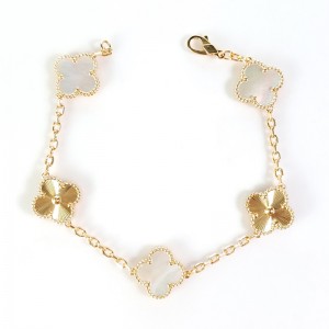 Natural White Mother Of Pearl&Classic Gold 15mm Big Clover Bracelet