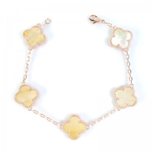 Natural Yellow Mother Of Pearl 15mm Big Clover Bracelet