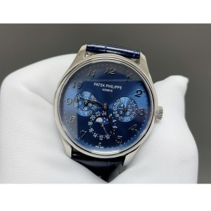 Patek Philippe's Perpetual Calendar Watch,Blue Dial ,WhiteGold Case 